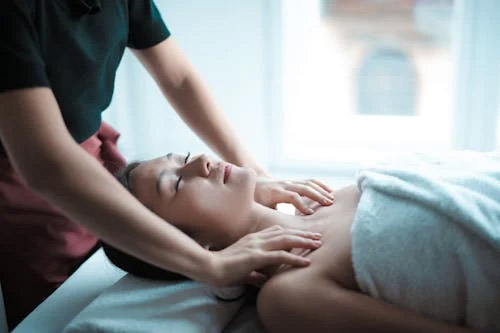 Massage 7 Norman gallery image